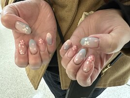 グラデーションと桜ホロネイル
