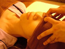 チリン 横浜駅西口店(Chillin')/グーーーッと目の奥のコリに届く