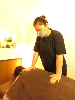 癒す人/もみほぐし