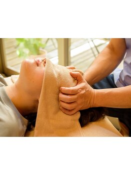 ヘッドスパで癒されたい