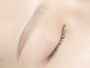 【JR尼崎】まつ毛・眉毛専門|通いやすい価格 meem.【3/1 NEW OPEN(予定)】の写真/【尼崎駅徒歩5分の好立地】初めての方でも丁寧なカウンセリングで安心◎リーズナブルな価格で通えるサロン!