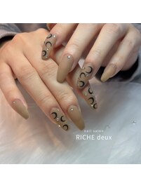 ロング×マット大人ギャルネイル
