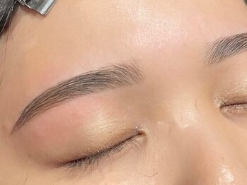 オーク 新潟(OAK)の写真/【眉から始まる美人革命☆】アイブロウスタイリング/眉毛パーマ/眉waxお任せください◎メイクの時短にも♪