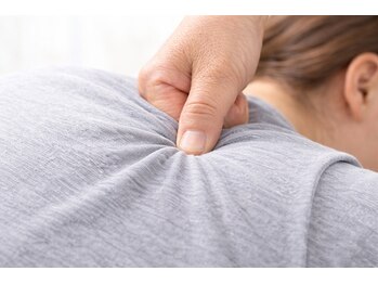 彩り整骨院 アンド ボディメイクLABO整体院の写真/堺駅すぐ★首肩こりを根本改善｜ガチガチの重だるさをその場で軽さ実感へ