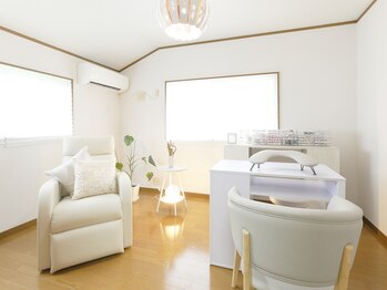 アダネイル(..ada..nail)