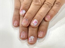 フラワーキラキラネイル