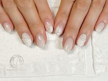 ニケ/幾何学模様