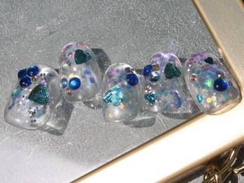 つめノさき/キラキラブルーネイル