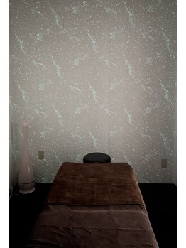 ムイ(mui)/施術部屋～ベッド～【2】