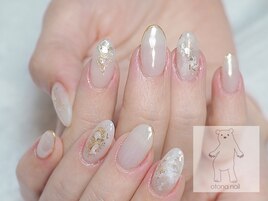 ホワイトニュアンスネイル
