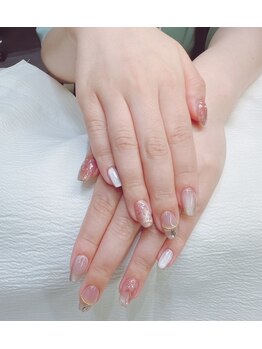 エクラン(Ecrin)/上品ピンク×透け感ネイル