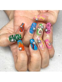 個性派ネイル
