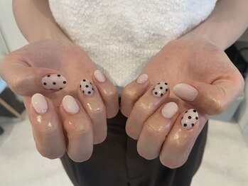 ホワイルアットネイル ハラジュク(while at nail HARAJUKU)/ドット定額デザイン♪