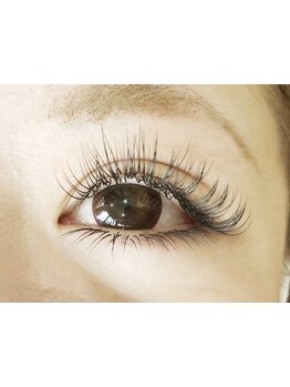 ボリュームのある目元にしたい