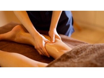 天使のリフレの写真/完全個室で周囲を気にせず、疲労回復に集中できるプライベートサロン！お仕事帰りやお買い物の合間にも◎
