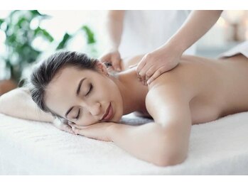 メデュウスパ(Medeu SPA)の写真/≪極上オールハンド施術≫全身アロマの香りに包まれて、身体も心も解ける贅沢timeを♪自分へのご褒美に◎