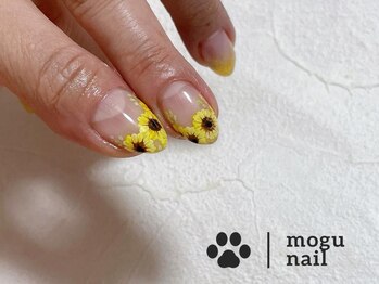 モグネイル(Mogunail)/ひまわり／夏ネイル