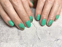 ビューティーサロン リンド(Beauty Salon Lindo)/緑色ネイル