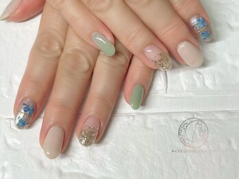 ニケ/クローバー