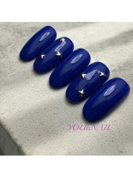 ユウネイル(YOU由NAIL)/主役級ロイヤルブルー星スタッズ