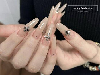 ファンシー 木場店(Fancy)の写真/理想の指先を叶える長さだし10本8980円から!10:00から22:00営業で通いやすさも◎アクリルスカルプもok!