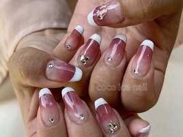 グラデーション×フレンチネイル