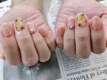 ショコラ(chocolat)/ひまわりネイル☆☆☆