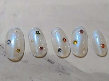 ネイルブレイク リリア(Nail Break lilia)/【初回オフ無料】カラフルネイル