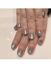 キューセブンネイルラウンジ 与野店(Q7 Nail Lounge)/ワンカラー+ラメライン