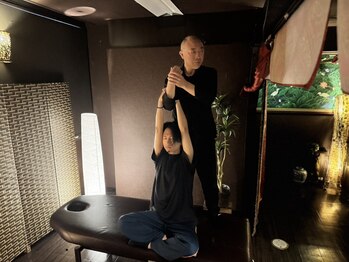 ワンランク上の整体院 名古屋栄店/肩こり/骨盤矯正/整体/姿勢改善