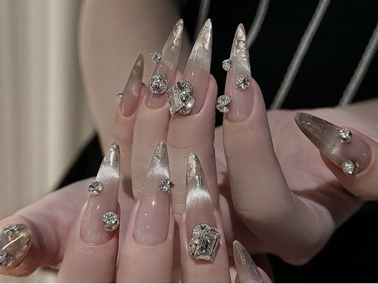 Teayeon nude fake gif 2025年冬】シルバー スーパーロングのネイルデザイン集|人気順|ホットペッパービューティー