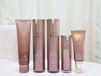 ローズフィールド(Rosefield)/取扱化粧品　DIVA