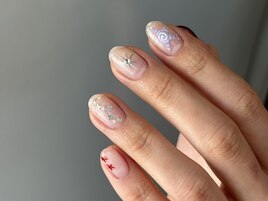 個性派クリアネイル