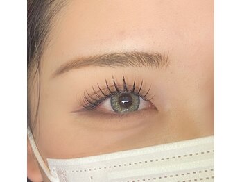 ヴェレスト 立川店(Verest)の写真/ネイルとマツエク同時施術で時短が叶う!経験豊富な担当者が理想の目元に導く☆