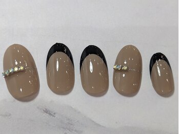 ネイルブレイク リリア(Nail Break lilia)/【初回オフ無料】黒フレンチ