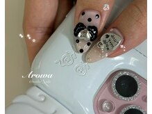 アロワ(Arowa)/ピンクドットネイル