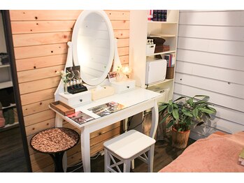 マハロ(MAHALO)/サロン内