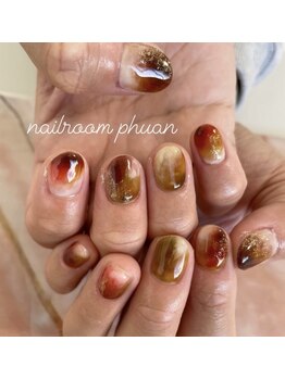 プアン(phuan)/ジェルネイル持ち込みデザイン