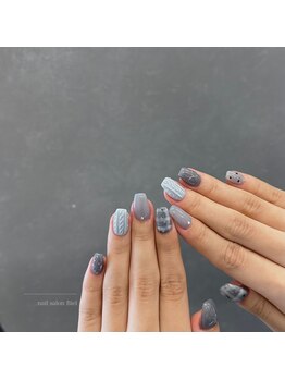 ビエル(Biel)/ニットネイル