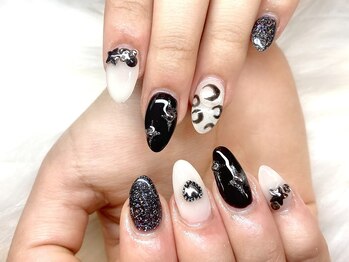 マシェリ(MA CHERIE)/長さだしモノトーンネイル