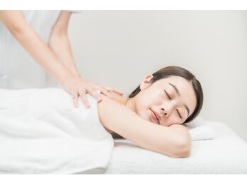リアン(Re.庵)の写真/お洒落な個室で癒し＆疲れを解消◎つぼ＆ほぐしのプロによるリンパマッサージ♪その他ご褒美メニューも多数