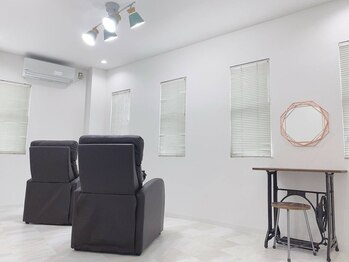 グラムスラム 福島店(GLAMSLAM)/2階 アイラッシュ 店内風景