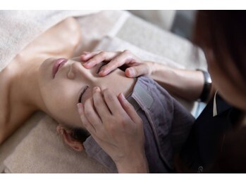 セルノヴァ(Cell Nova)/WINBACK◇施術/眼精疲労/頭疲れ