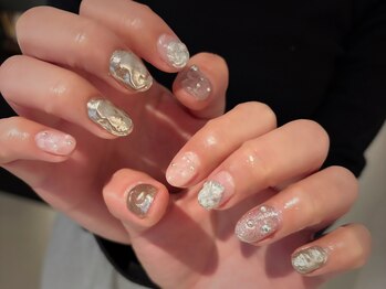 エルヴェ(elve)の写真/「ショートネイルでも絶対可愛い!!」Artや色味の掛け合わせが楽しいdesign♪JNEC1級/JNA上級ネイリスト在籍