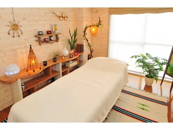 美容整体サロン シェア(Share)/清潔感のある施術ルームで♪