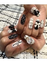 ハニービー(Honey Bee)/推しネイル