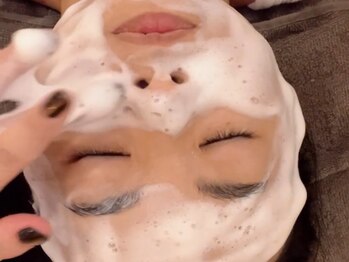 エミニナル(EMININAL)の写真/年齢とともに増えるシミやたるみを徹底改善！光フェイシャル×韓国肌管理で艶と透明感あふれる肌へ☆