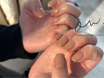 オンドットネイルサロンバイティントプラス(on. nailsalon by tint+)/スキニーフレンチ ベースあり