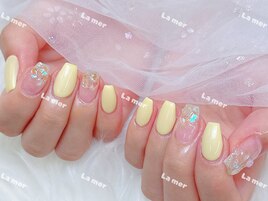 春キラキラネイル