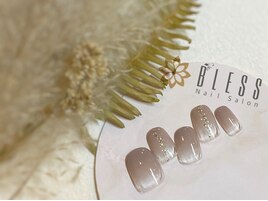 大人上品ネイル